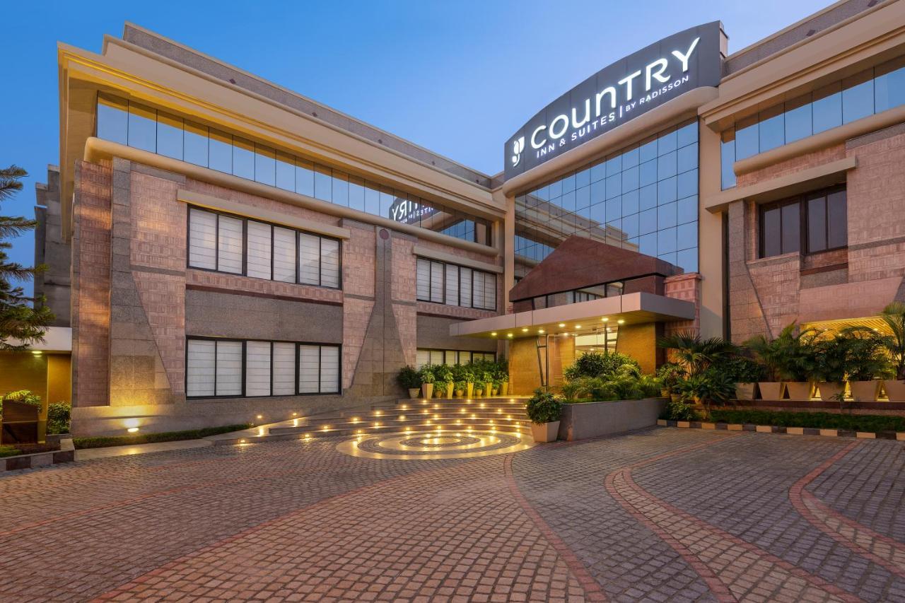 Country Inn & Suites By Radisson Jammu Exterior foto
