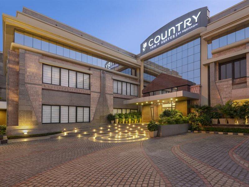 Country Inn & Suites By Radisson Jammu Exterior foto