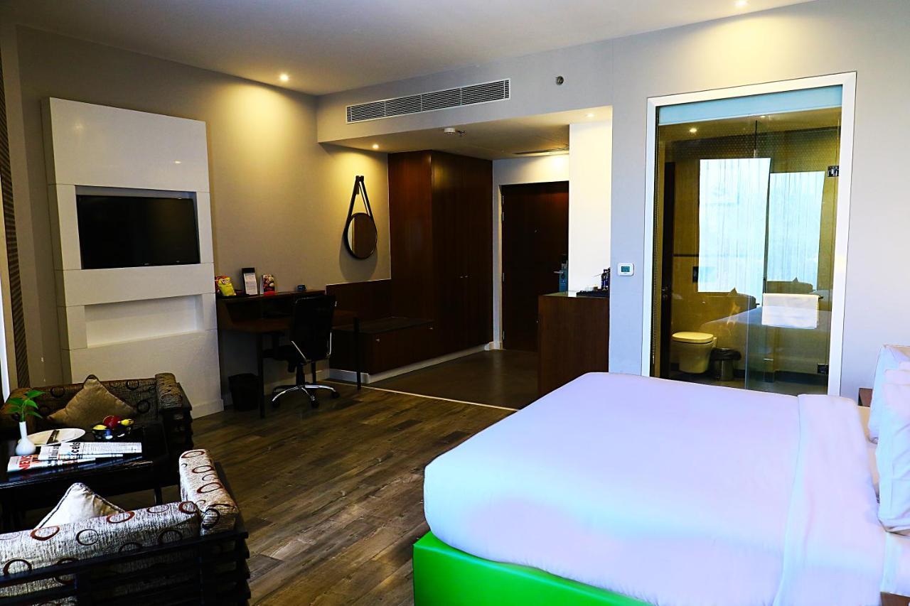 Country Inn & Suites By Radisson Jammu Exterior foto