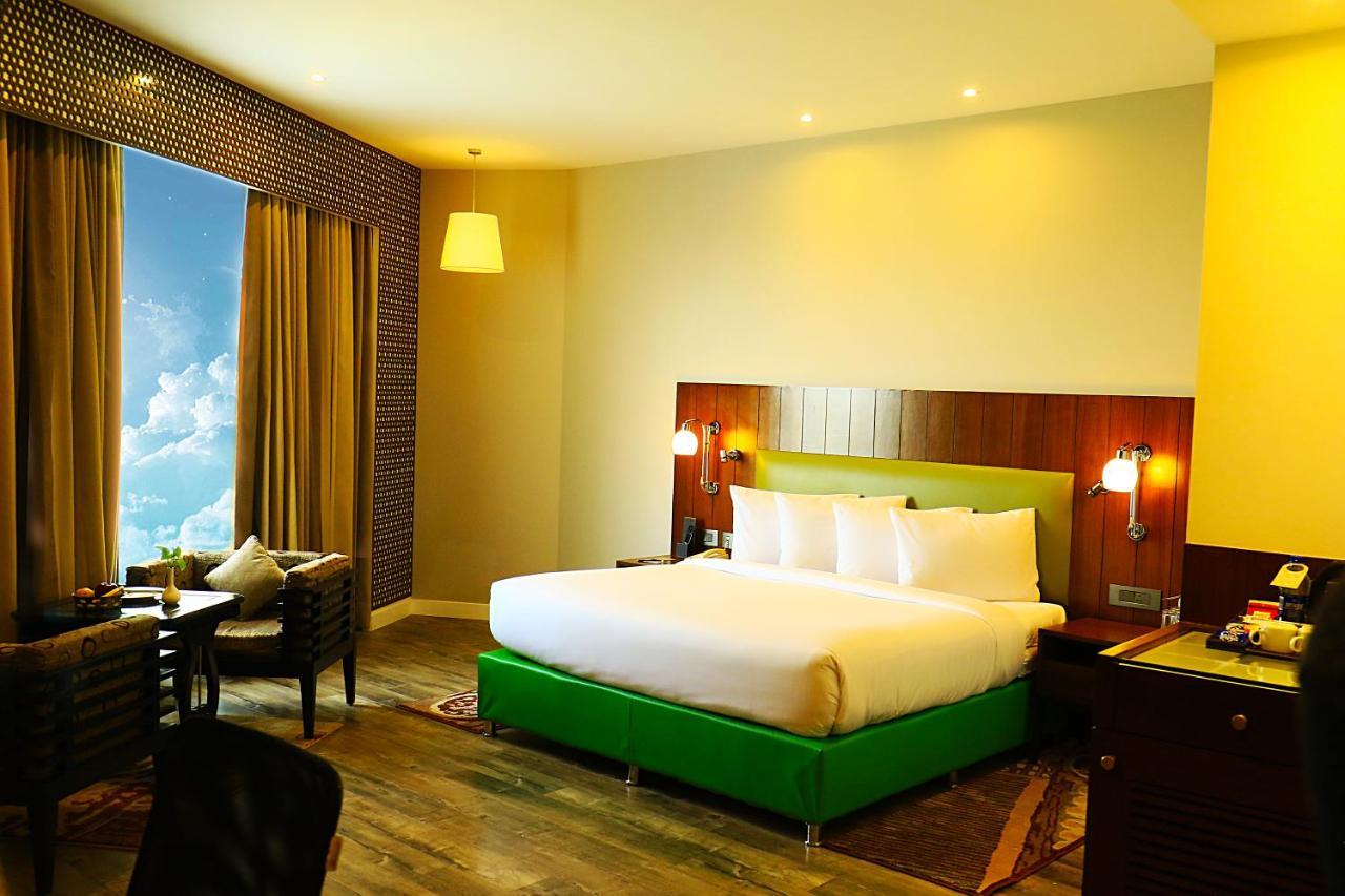 Country Inn & Suites By Radisson Jammu Exterior foto
