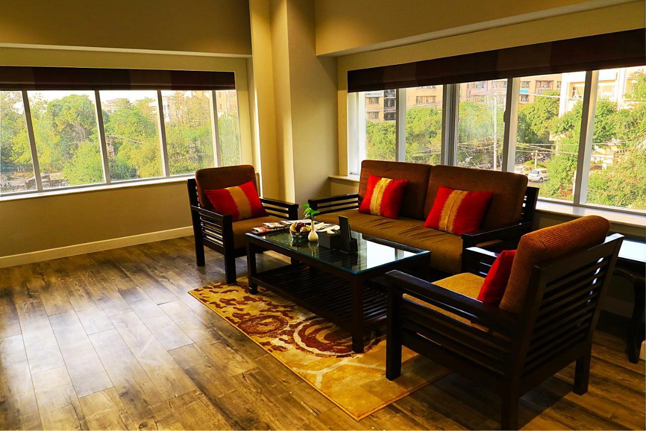 Country Inn & Suites By Radisson Jammu Exterior foto