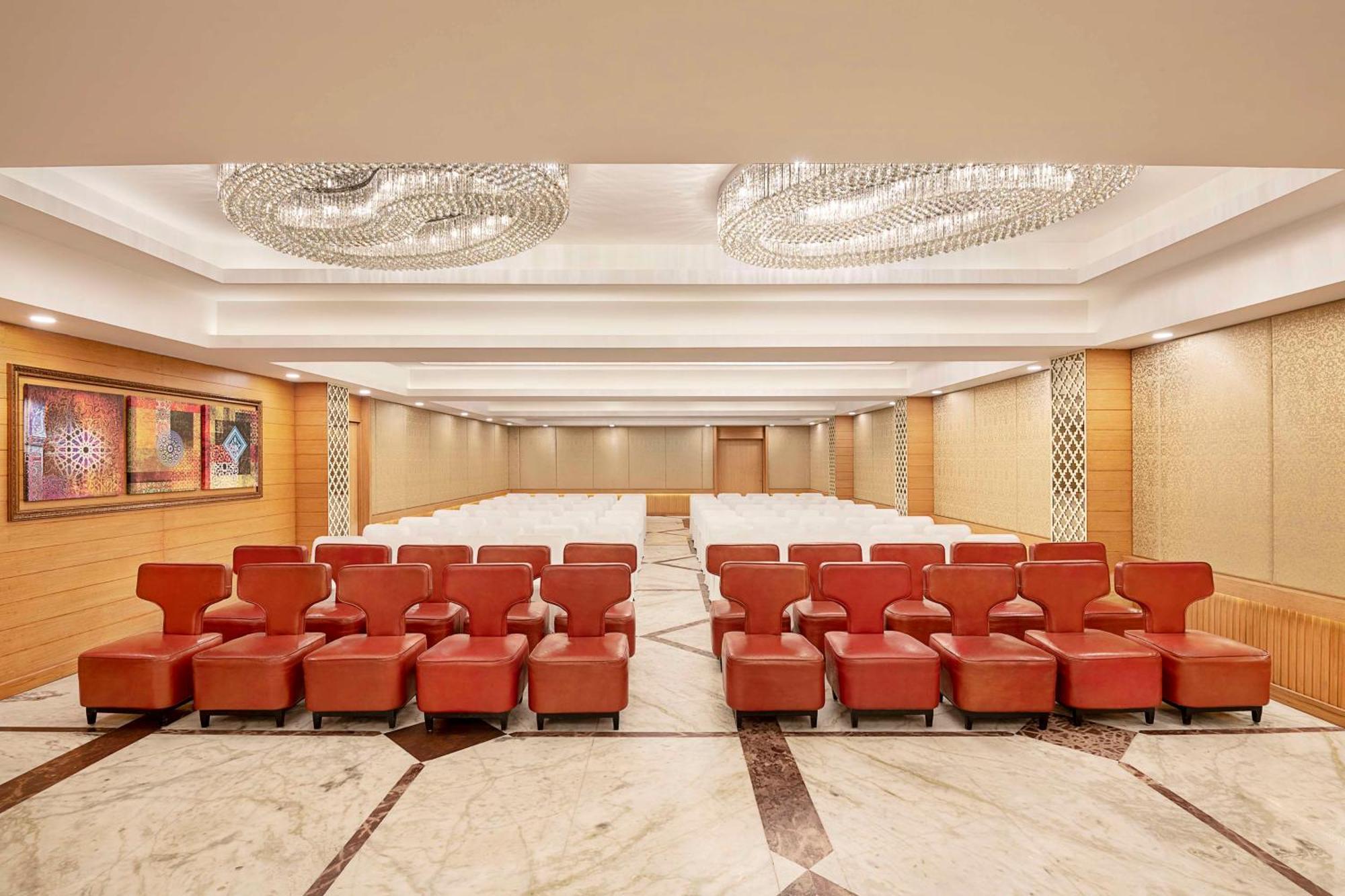 Country Inn & Suites By Radisson Jammu Exterior foto