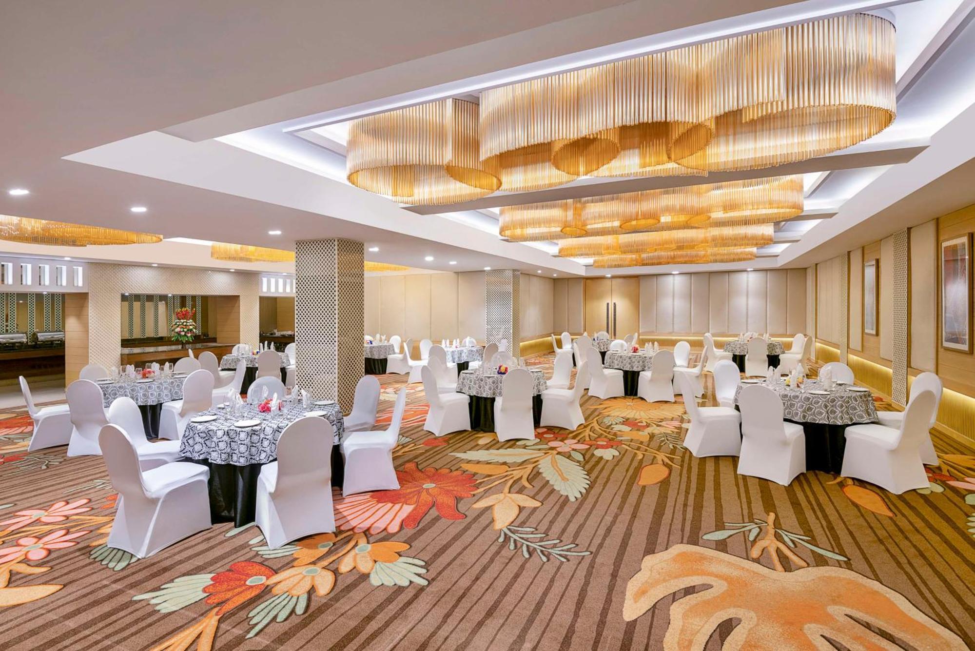Country Inn & Suites By Radisson Jammu Exterior foto
