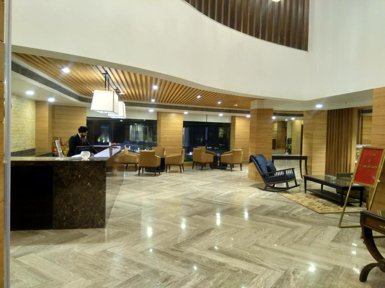 Country Inn & Suites By Radisson Jammu Exterior foto