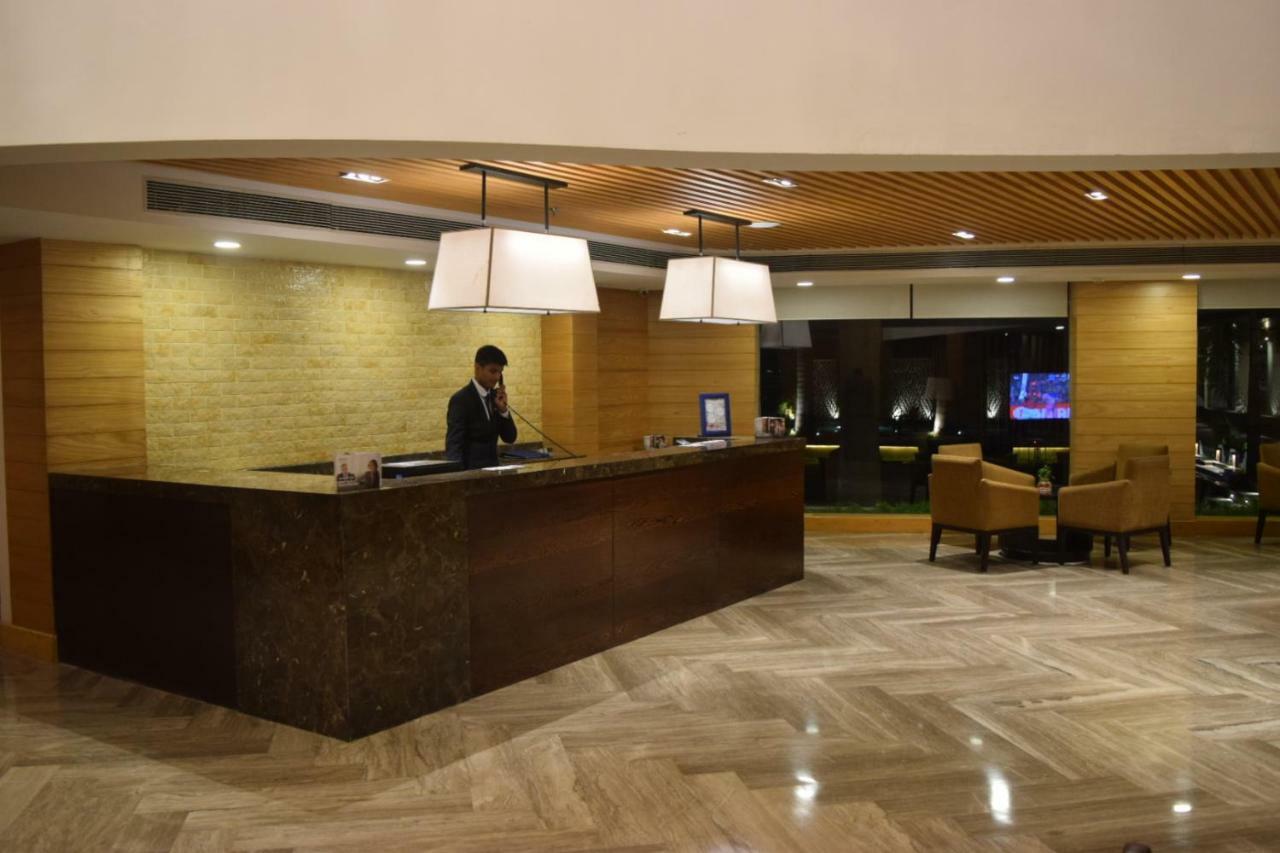 Country Inn & Suites By Radisson Jammu Exterior foto