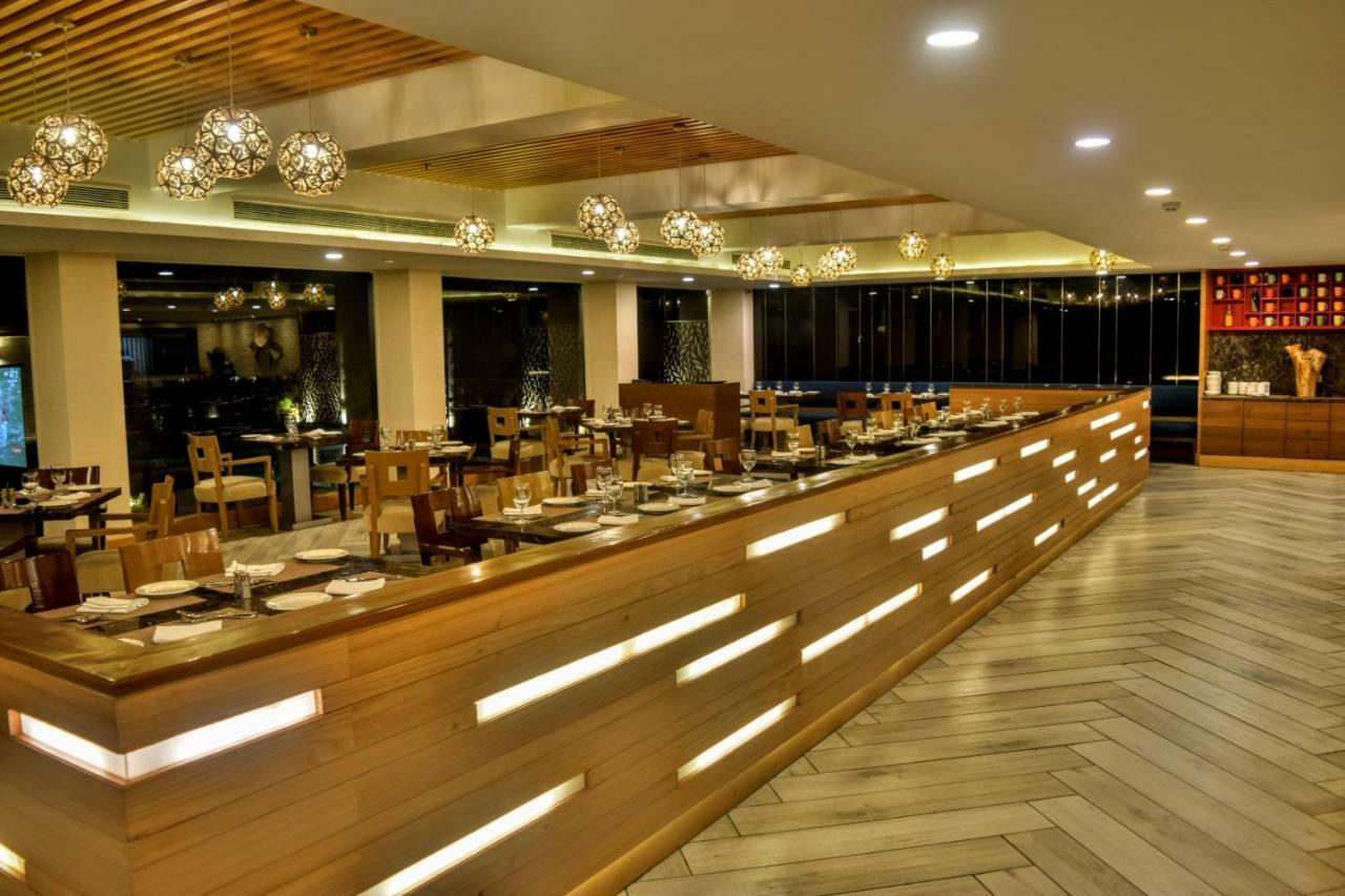 Country Inn & Suites By Radisson Jammu Exterior foto